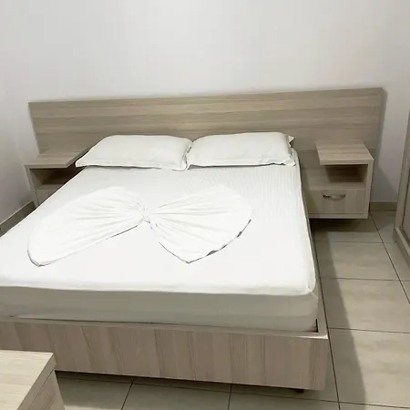 Kledi & Apartment
